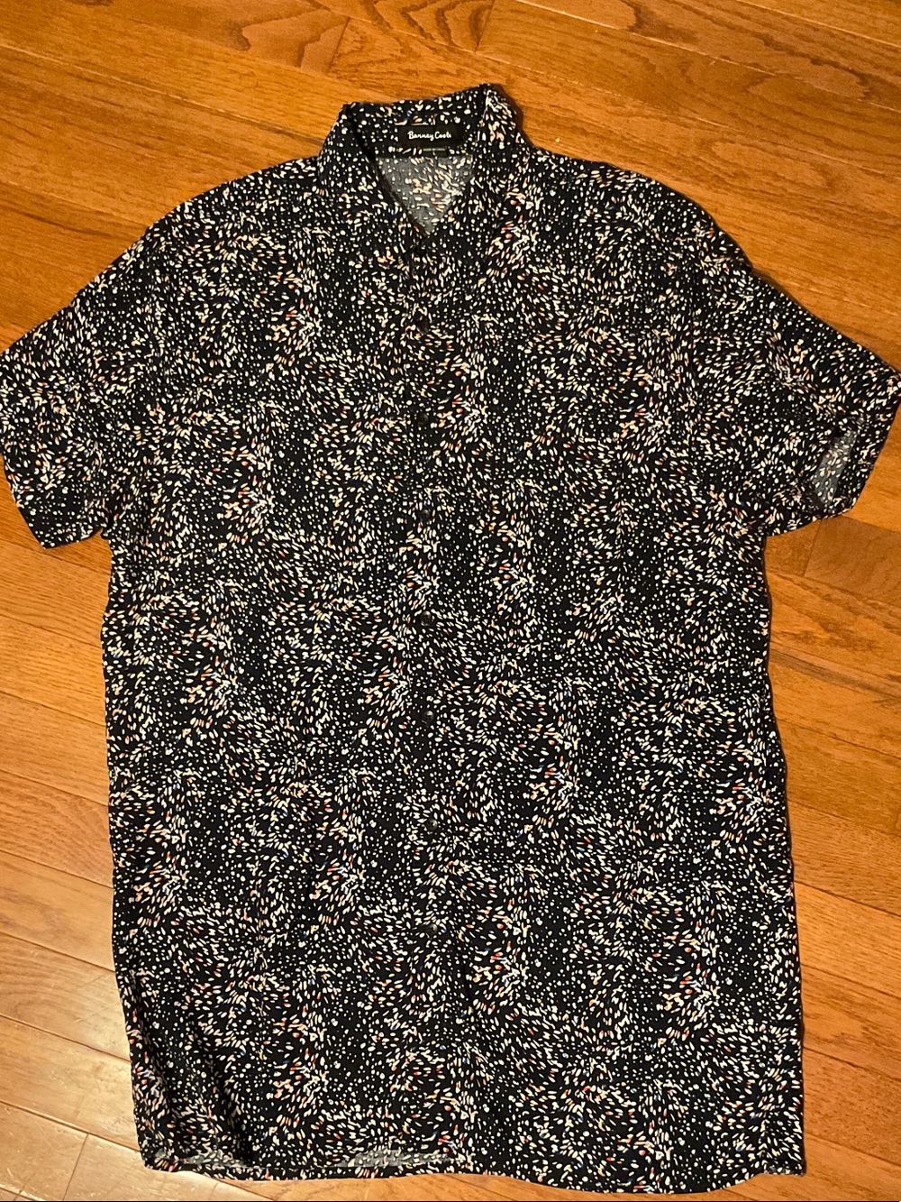 Barney Cools Black Short-Sleeve Button-Down with Multicolor Speckle Size Large